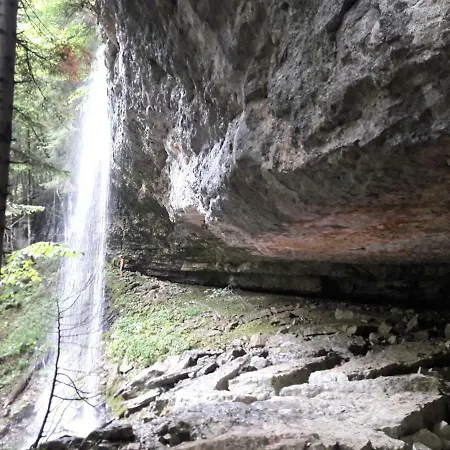 Liftstuberl Vendégház *